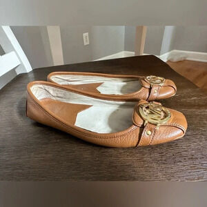 Michael Kors flats